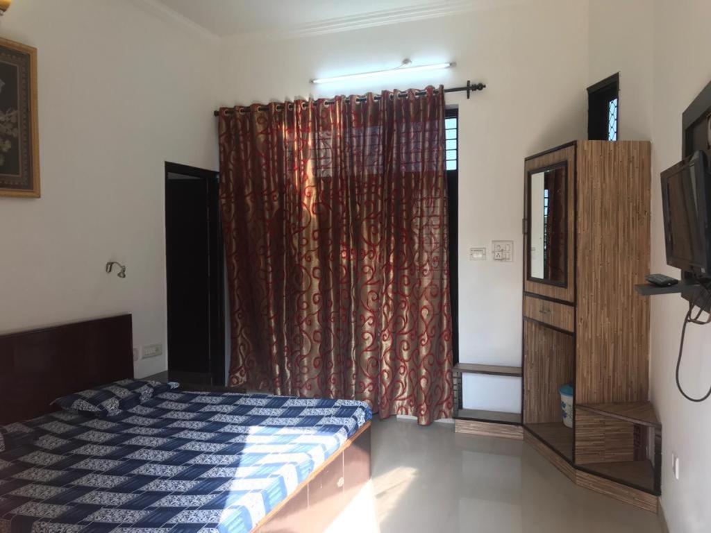 Sai Home Stay Bed & Breakfast- Near Tajmahal Агра Екстер'єр фото